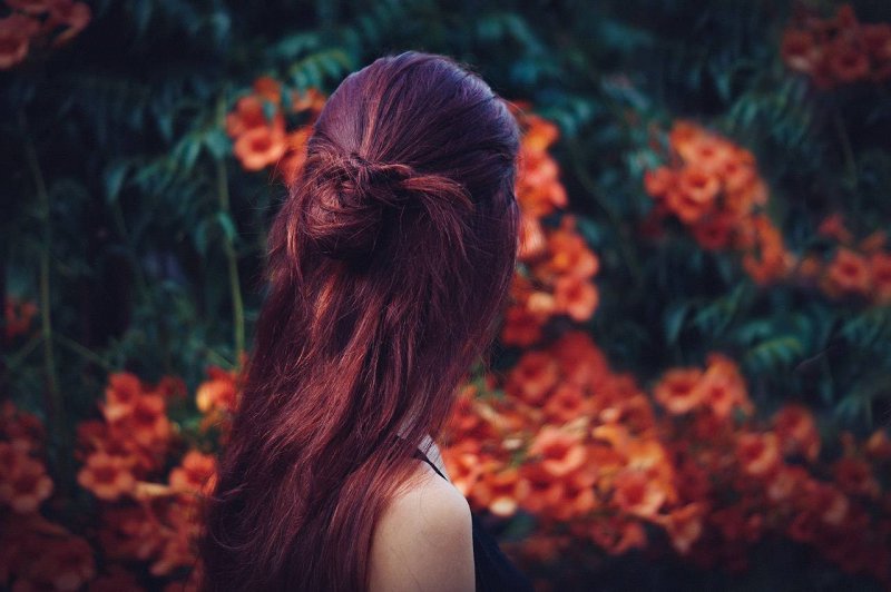 Ежедневные прически на средние волосы своими руками: 15 фото-идей