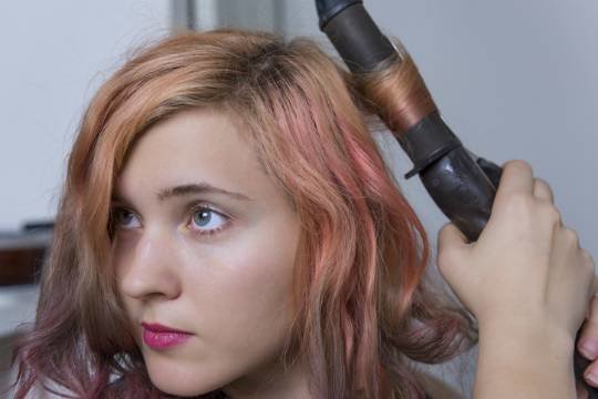 Рваная стрижка на средние волосы: 24 фото идеи