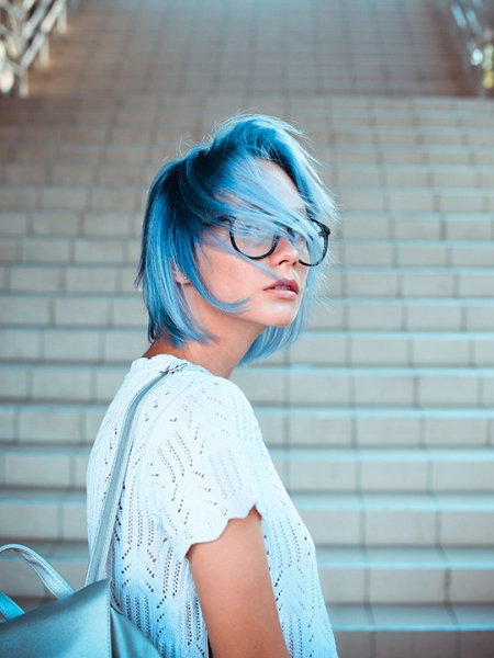Синяя краска для волос: ТОП-4 лучших красок, оттенков стойких и безаммиачных средств
