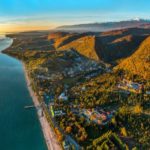 Туры по Абхазии: достопримечательности, плюсы и Минусы, климат для туриста и что нужно с собой брать в поездку